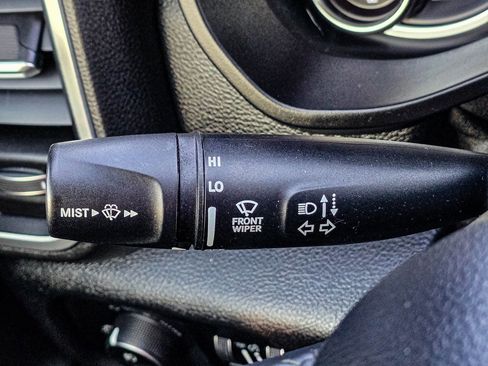 Used 2020 RAM 1500 Laramie image 23