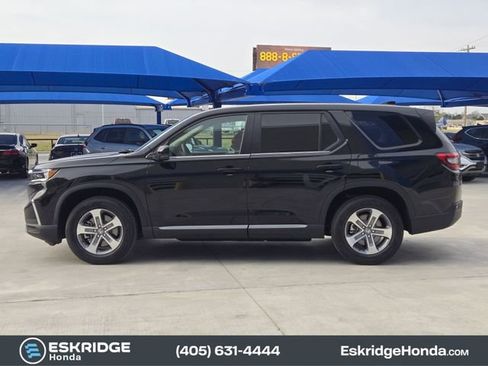 Certified 2025 Honda Pilot EX-L image 4