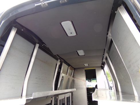 Used 2019 Mercedes-Benz Sprinter 170 image 19