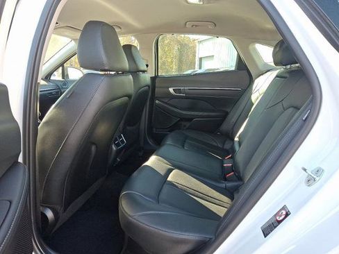Used 2022 Hyundai Sonata Limited w/ Cargo Package image 10
