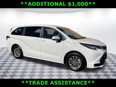 Used 2023 Toyota Sienna LE
