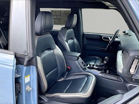 Certified 2025 Ford Bronco Outer Banks AWD/4WD image 7