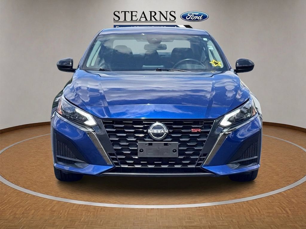 Used 2024 Nissan Altima 2.5 SR FWD image 15