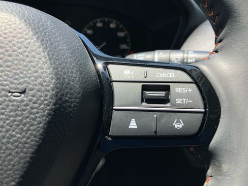 Certified 2024 Honda HR-V Sport image 19