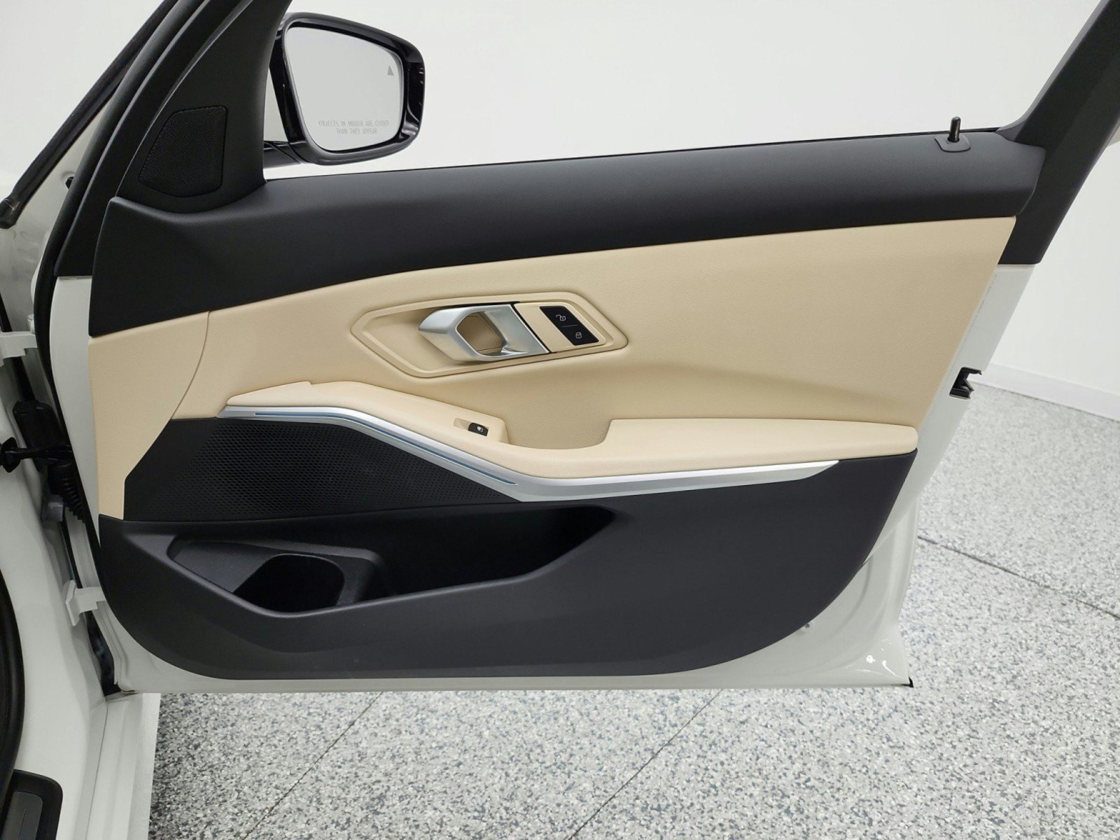 Used 2024 BMW 330e w/ Premium Package RWD image 20