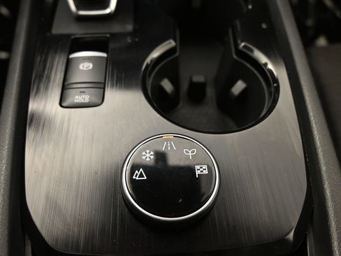 Used 2022 Nissan Rogue SV image 30