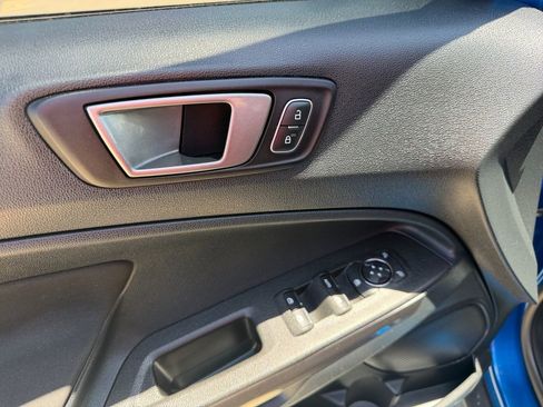 Used 2021 Ford EcoSport SE FWD image 13