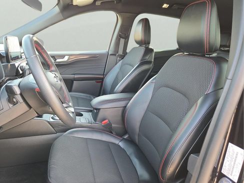 Used 2025 Ford Escape ST-Line AWD/4WD image 15