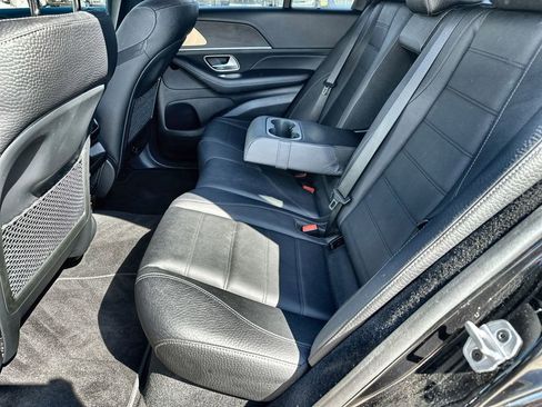 Used 2023 Mercedes-Benz GLE 350 4MATIC image 16