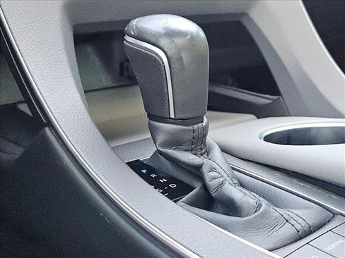 Used 2021 Toyota Avalon Limited w/ Advanced Safety Package image 12