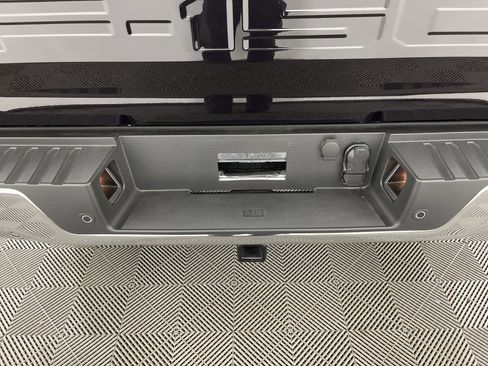 Used 2025 Ford F150 XLT w/ Equipment Group 301A Standard image 7