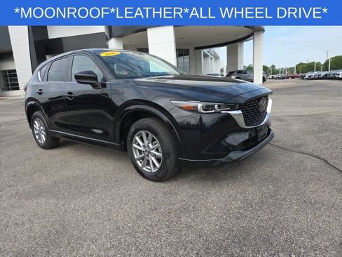Used 2025 MAZDA CX-5 AWD 2.5 S w/ Preferred Package image 2