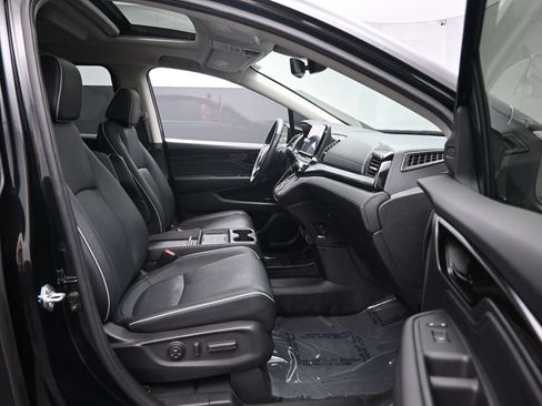Used 2025 Honda Odyssey Elite image 24