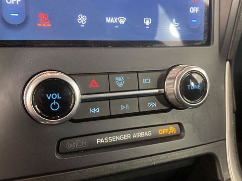 Used 2023 Ford Edge ST-Line AWD/4WD image 5
