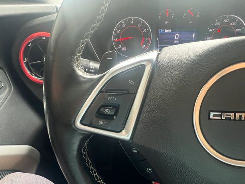 Used 2020 Chevrolet Camaro LT RWD image 19
