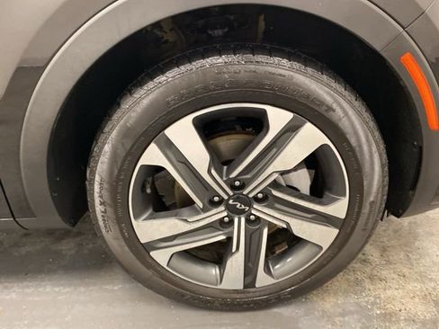 Used 2023 Kia Sorento SX Prestige image 31