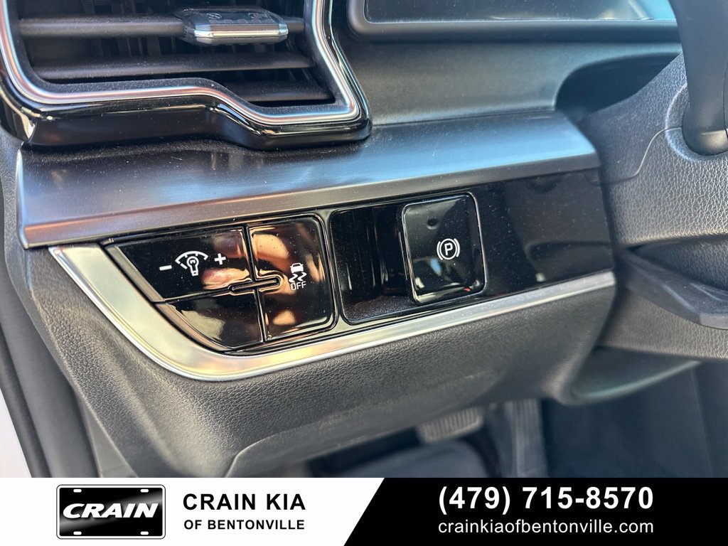 Certified 2023 Kia Sportage EX FWD image 20