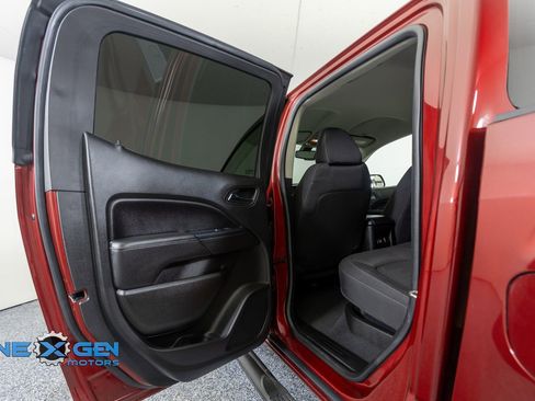 Used 2020 GMC Canyon SLE w/ Elevation Edition image 24