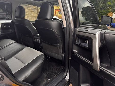 Used 2015 Toyota 4Runner SR5 Premium AWD/4WD image 27