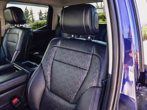 Used 2022 Toyota Tundra SR5 w/ SR5 Premium Package image 27