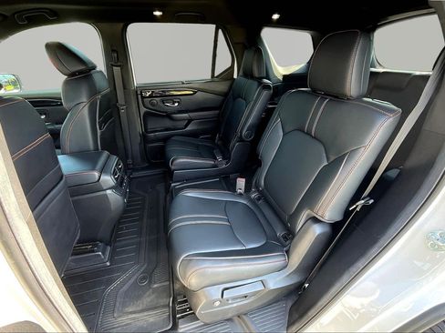 Used 2024 Honda Pilot TrailSport image 22