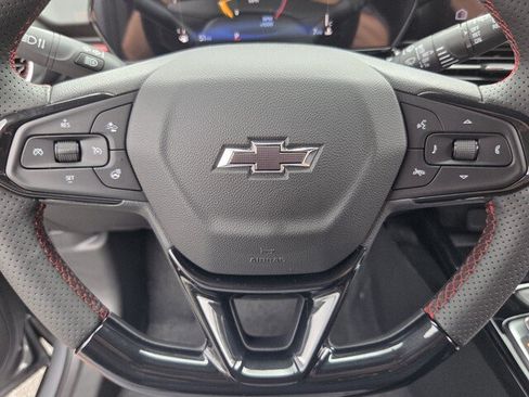 New 2026 Chevrolet Trax RS w/ Sunroof Package FWD image 24