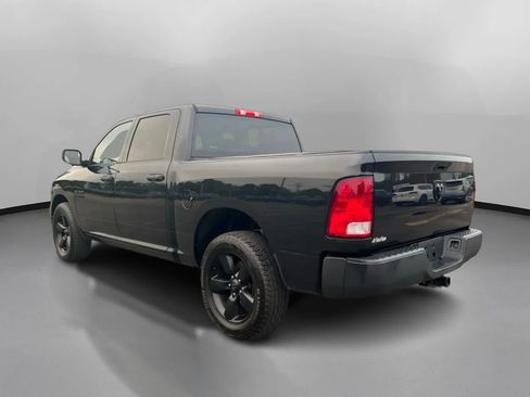 Used 2018 RAM 1500 Express w/ Black Ram 1500 Express Group AWD/4WD image 13