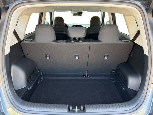 Used 2025 Kia Soul LX w/ LX Technology Package FWD image 21