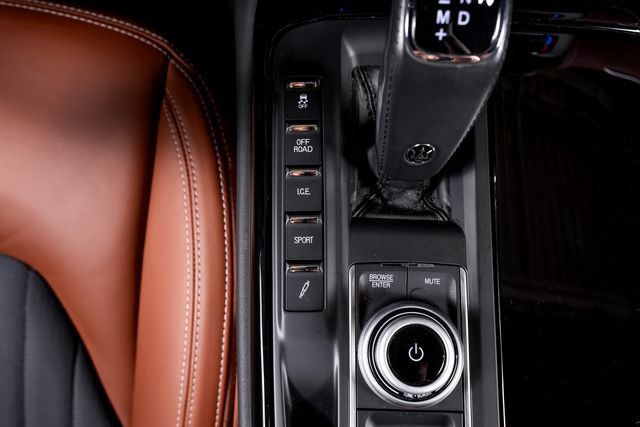 Used 2023 Maserati Levante GT AWD/4WD image 46