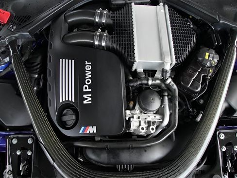 Used 2020 BMW M4 CS w/ Executive Package image 35