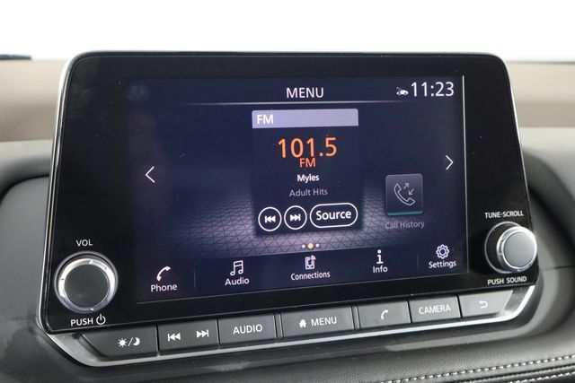 Used 2023 Nissan Rogue SL FWD image 29