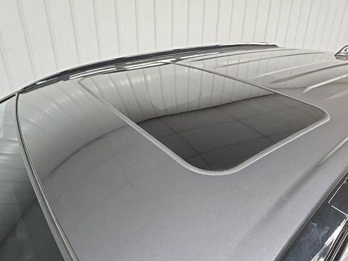 Used 2023 Toyota RAV4 XLE w/ Convenience Package image 11