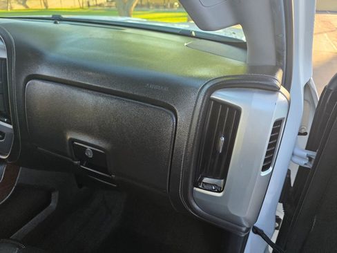 Used 2018 GMC Sierra 1500 SLT image 34