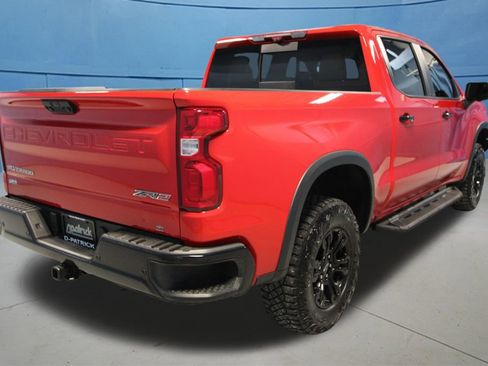 Used 2023 Chevrolet Silverado 1500 ZR2 w/ Technology Package image 39