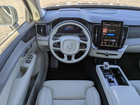 New 2026 Volvo XC90 T8 Ultra w/ Protection Package Premier AWD/4WD image 21