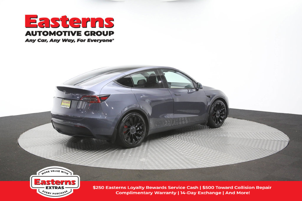 Used 2023 Tesla Model Y Performance AWD/4WD image 39