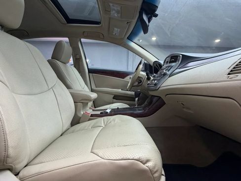 Used 2011 Toyota Avalon Limited FWD image 34