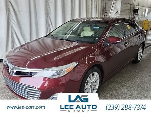 Used 2014 Toyota Avalon XLE FWD image 1