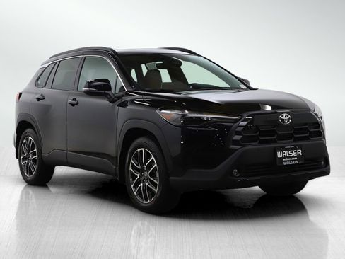 Used 2026 Toyota Corolla Cross XLE w/ Convenience Package image 7