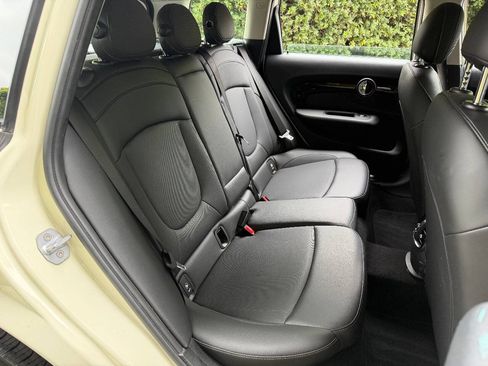 Used 2019 MINI Cooper Clubman FWD image 22