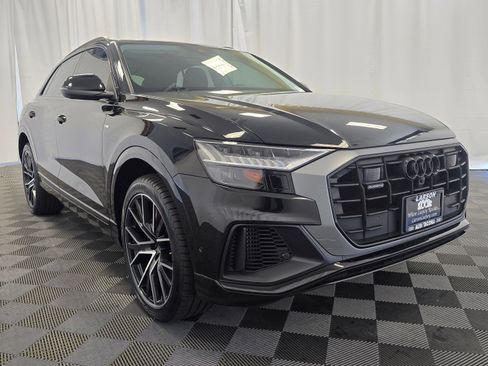 Used 2023 Audi Q8 Premium Plus image 8