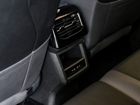 Used 2023 Volkswagen ID.4 Pro S image 39