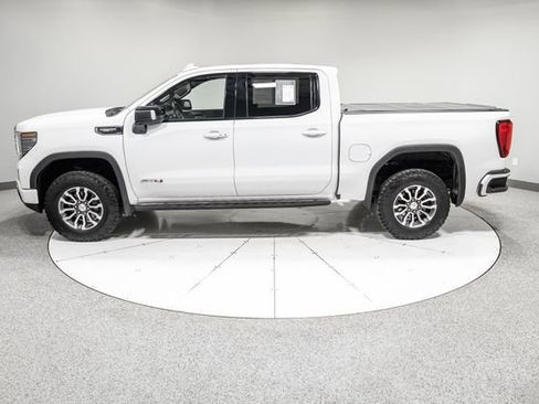 Used 2022 GMC Sierra 1500 AT4 w/ AT4 Premium Package AWD/4WD image 39