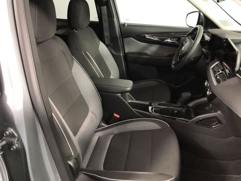 Used 2025 Chevrolet TrailBlazer LT image 18