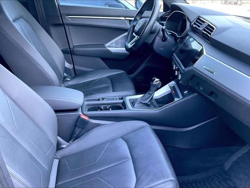 Used 2020 Audi Q3 2.0T Premium w/ Convenience Package image 8