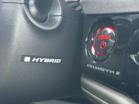 Used 2025 Honda Accord Sport image 25