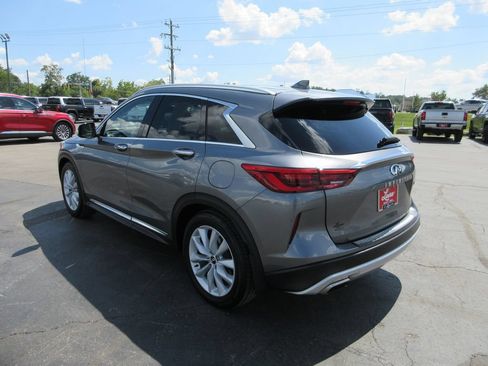 Used 2019 INFINITI QX50 Essential w/ Premium Heat Package AWD/4WD image 9