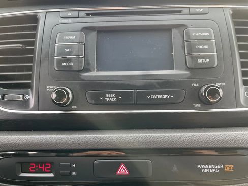 Used 2016 Kia Sedona LX w/ Option Group 020 image 11