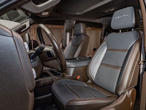 Used 2022 GMC Sierra 2500 Denali w/ Denali Ultimate Package image 22