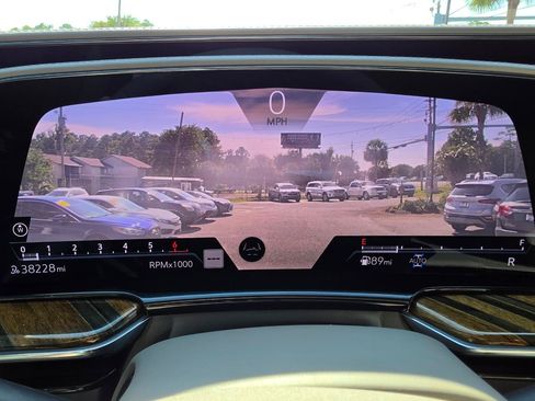 Used 2022 Cadillac Escalade ESV Sport Platinum w/ LPO, ONYX Package AWD/4WD image 22